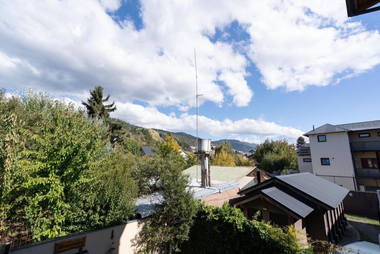 Moderno Departamento Centrico En San Martin De Los Andes - Habitatsma Kültér fotó