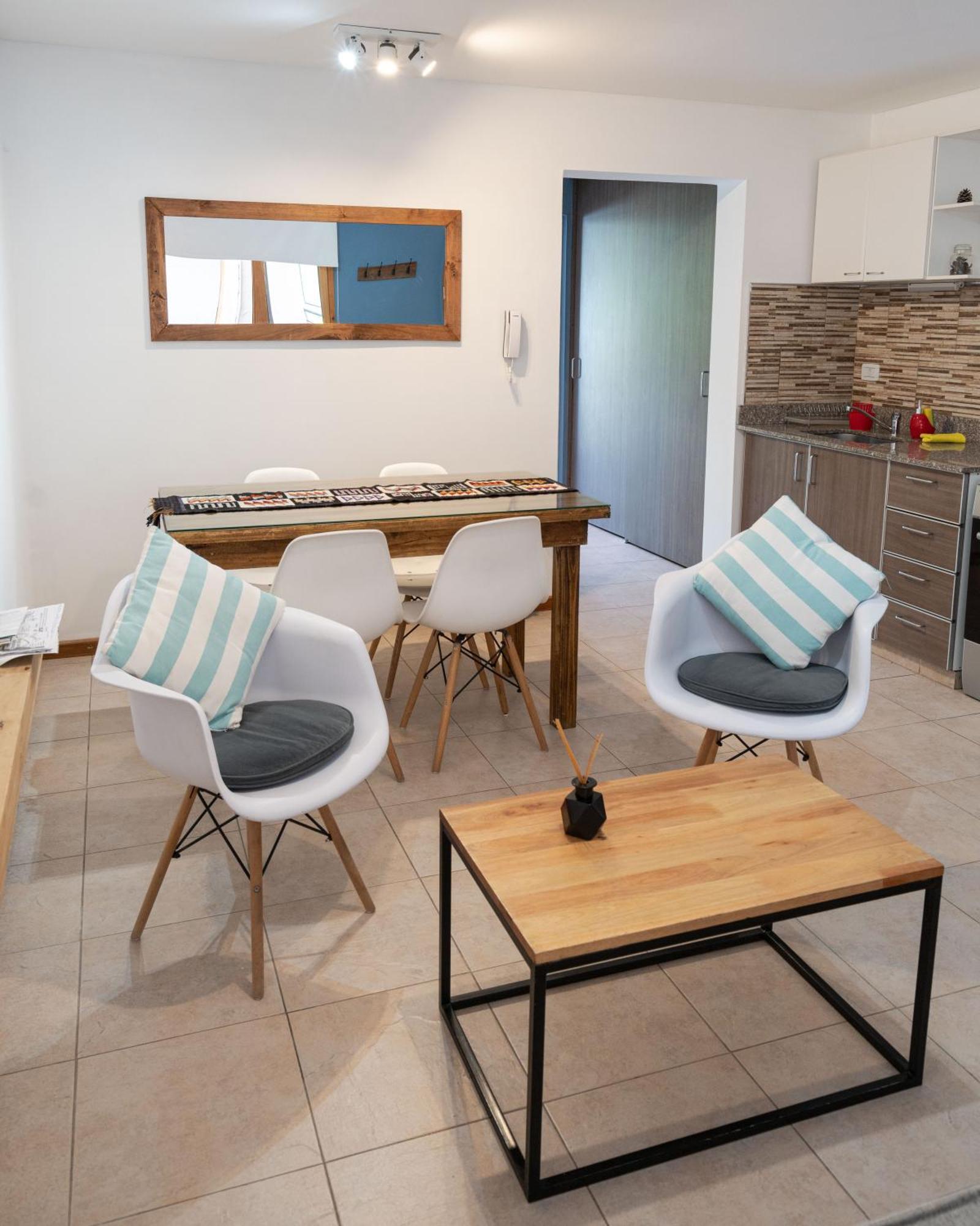 Moderno Departamento Centrico En San Martin De Los Andes - Habitatsma Kültér fotó